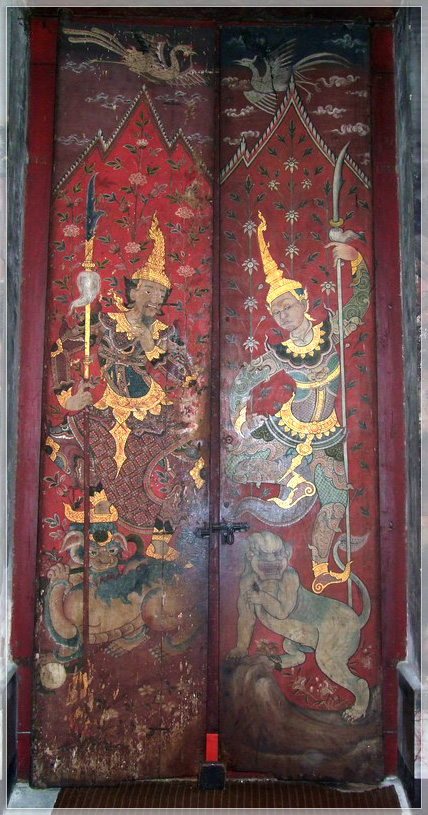 Door Wat Suwannaram